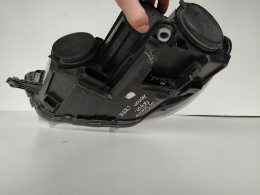 LAMPA FAR DESNA STRANA VW SCIROCCO 1K8 08- XENON