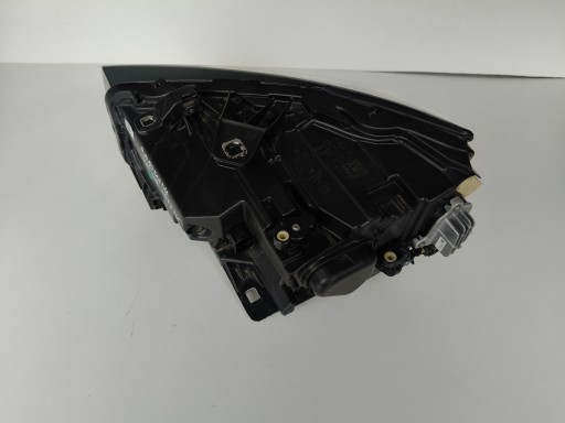 LAMPA FAR DESNA STRANA AUDI Q2 81A REDIZAJN FULL LED