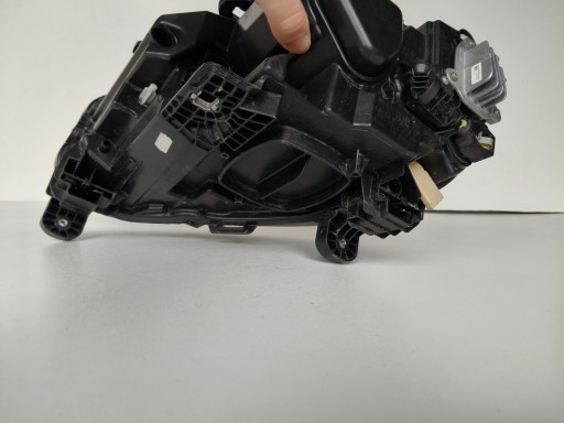LAMPA FAR DESNA STRANA AUDI Q2 81A REDIZAJN FULL LED