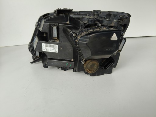 LAMPA FAR DESNA STRANA VW AMAROK 2H 2H0 16- REDIZAJN XENON LED