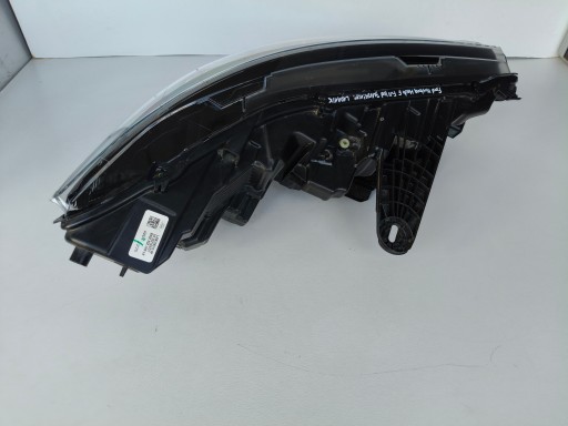 LAMPA FAR LIJEVA STRANA FORD MUSTANG MACH E 21- FULL LED