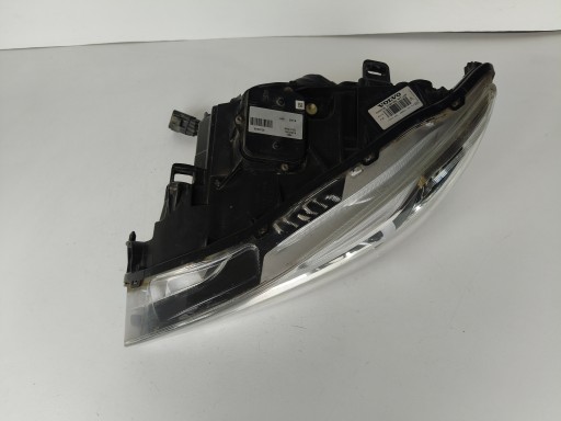 LAMPA FAR LIJEVA STRANA VOLVO V60 S60 13- REDIZAJN XENON ZAKRETNI