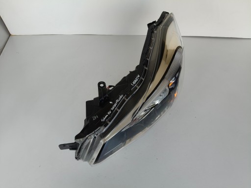 LAMPA FAR LIJEVA STRANA SUBARU XV 11- XENON LAMPA FAR LIJEVA STRANA SUBARU XV 11- XENON