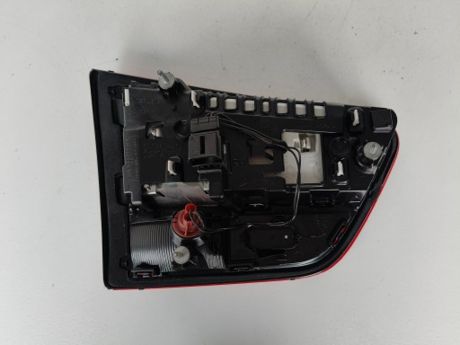 LAMPA FAR DESNA STRANA ZADNJA W GEPEKA SEAT ALHAMBRA 7N 7N5 LED LAMPA FAR DESNA STRANA ZADNJA W GEPEKA SEAT ALHAMBRA 7N 7N5 LED