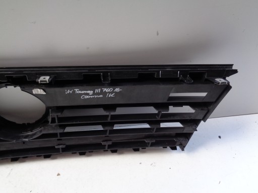MASKA VW TOUAREG III 760 18- CRNA