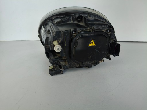 LAMPA FAR DESNA STRANA VW NEW BEETLE 5C5 11- XENON LED LAMPA FAR DESNA STRANA VW NEW BEETLE 5C5 11- XENON LED