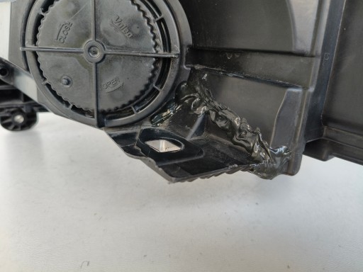 LAMPA FAR DESNA STRANA AUDI Q2 81A 16-