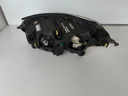 LAMPA FAR DESNA STRANA PEUGEOT EXPERT TRAVELLER 16- LAMPA FAR DESNA STRANA PEUGEOT EXPERT TRAVELLER 16-