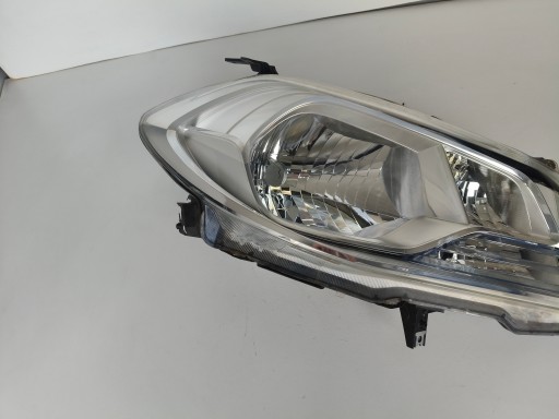 LAMPA FAR DESNA STRANA SUZUKI SX4 S-CROSS 13-16 LAMPA FAR DESNA STRANA SUZUKI SX4 S-CROSS 13-16