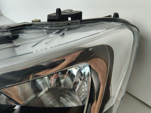 LAMPA FAR LIJEVA STRANA OPEL COMBO E 18- LAMPA FAR LIJEVA STRANA OPEL COMBO E 18-