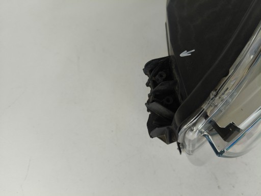 LAMPA FAR LIJEVA STRANA OPEL COMBO E 18- LAMPA FAR LIJEVA STRANA OPEL COMBO E 18-