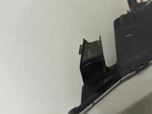 LAMPA FAR LIJEVA STRANA ISUZU D-MAX III 20- LAMPA FAR LIJEVA STRANA ISUZU D-MAX III 20-
