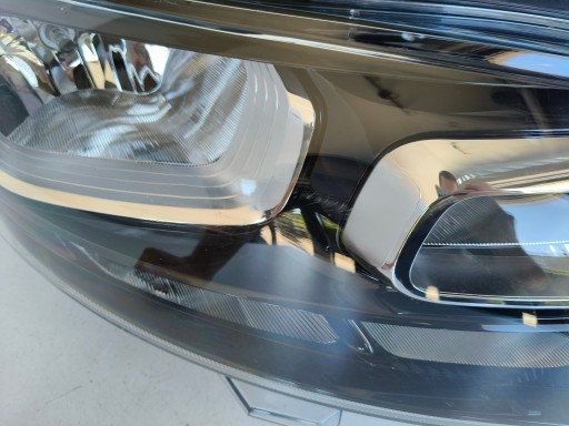 LAMPA FAR DESNA STRANA CITROEN JUMPY 16- OPEL VIVARO C 19-