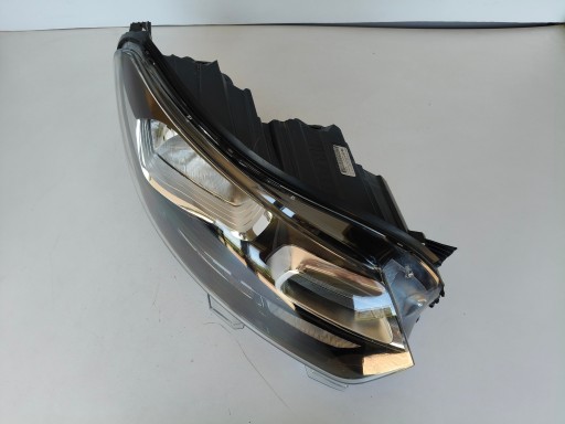 LAMPA FAR DESNA STRANA CITROEN JUMPY 16- OPEL VIVARO C 19-