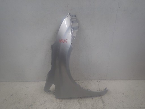 BLATOBRAN DESNA STRANA PREDNJA TOYOTA AVENSIS T27 09-15