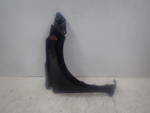 BLATOBRAN DESNA STRANA PREDNJA TOYOTA COROLLA E16 13-