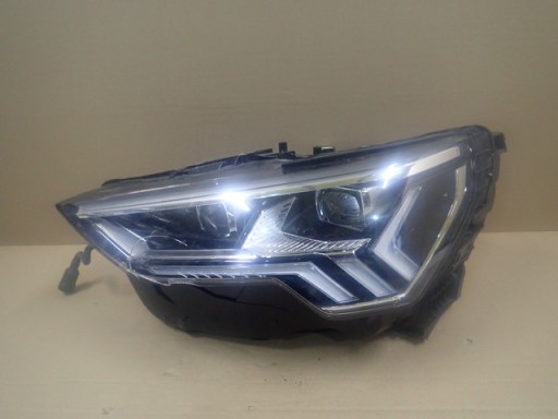 LAMPA FAR LIJEVA STRANA FULL LED MATRIX AUDI Q3 II 83A 18-