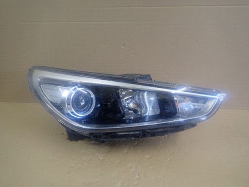 LAMPA FAR DESNA STRANA HYUNDAI I30 III BEZ 2017-