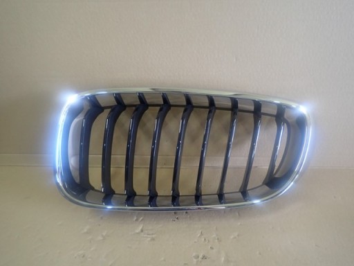 MASKA GRIL LIJEVA STRANA BMW III 3 GT F34