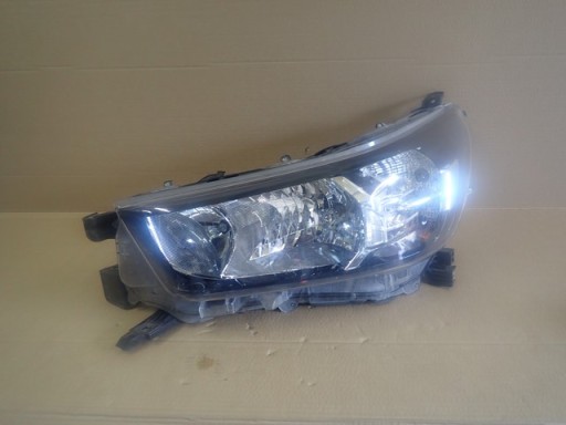 LAMPA FAR LIJEVA STRANA TOYOTA HILUX 8 VIII REDIZAJN 20-