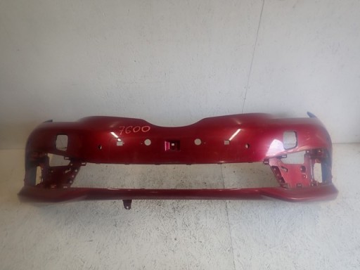 BRANIK PREDNJA STRANA TOYOTA AURIS 2 II REDIZAJN 2015-