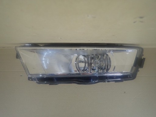 MAGLENKA LIJEVA STRANA PREDNJA SKODA RAPID 5J 2012-