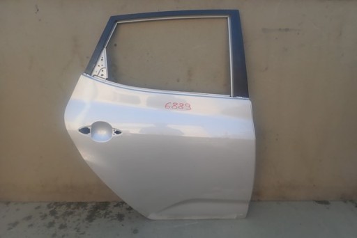 VRATA DESNA  ZADNJA STRANA ZADNJI KIA VENGA 2010-