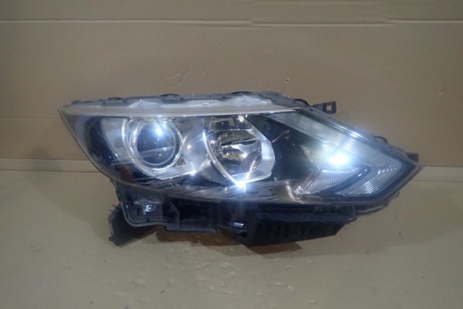 LAMPA FAR DESNA STRANA NISSAN QASHQAI 2 II 2014-