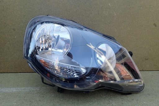 LAMPA FAR DESNA STRANA VW POLO 6Q1941008AP