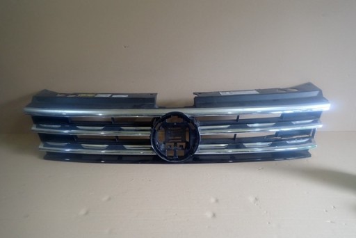 MASKA GRIL VW TIGUAN II 2 5NA 15-
