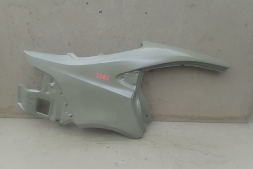 BLATOBRAN DESNA STRANA ZADNJI TOYOTA COROLLA E21 LIMUZINA / SEDAN