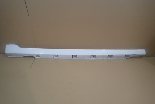 LAJSNA PRAGA DESNA STRANA PRAG VW PASSAT B8 3G