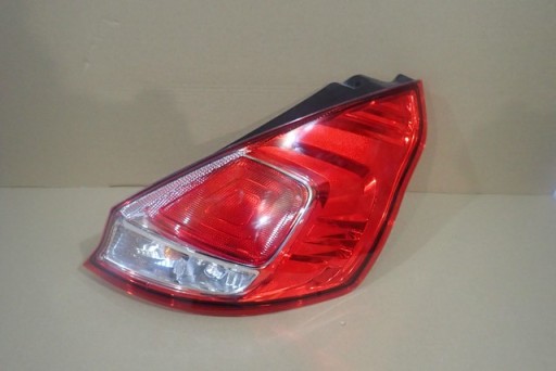 LAMPA FAR DESNA STRANA ZADNJA ZADNJI FORD FIESTA MK7 REDIZAJN