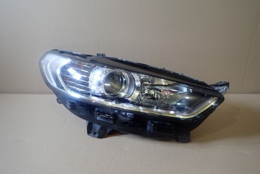 LAMPA FAR DESNA STRANA FORD MONDEO MK5