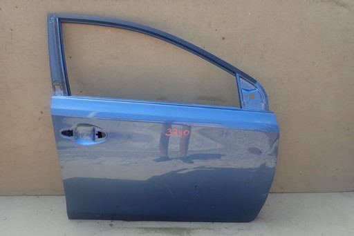 VRATA DESNA  PREDNJA STRANA TOYOTA AURIS II 2 12-