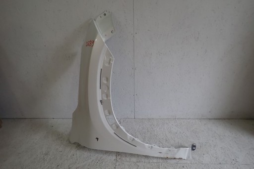 BLATOBRAN DESNA STRANA PREDNJA LEXUS NX 2014-