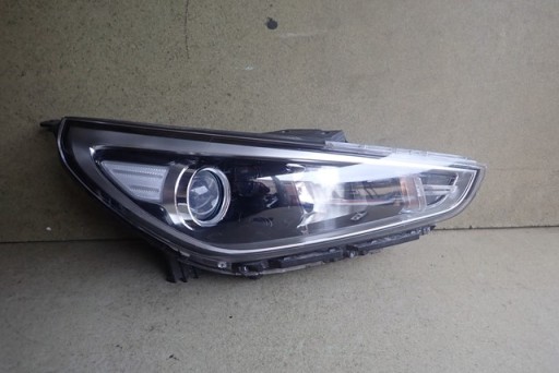 LAMPA FAR DESNA STRANA HYUNDAI I30 III 2017-