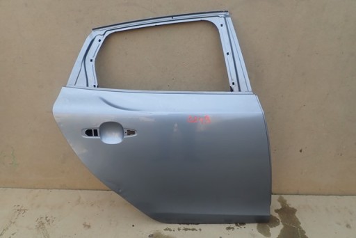VRATA DESNA  ZADNJA STRANA ZADNJI VOLVO V40 2012-