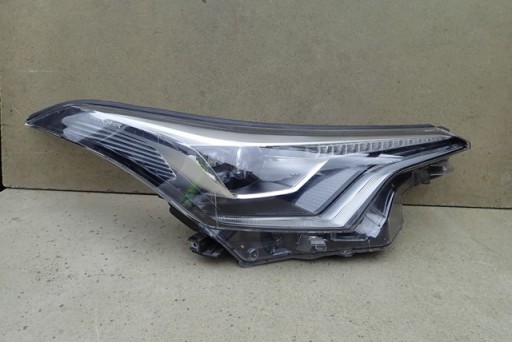 LAMPA FAR DESNA STRANA TOYOTA CHR CH R FULL LED 16-