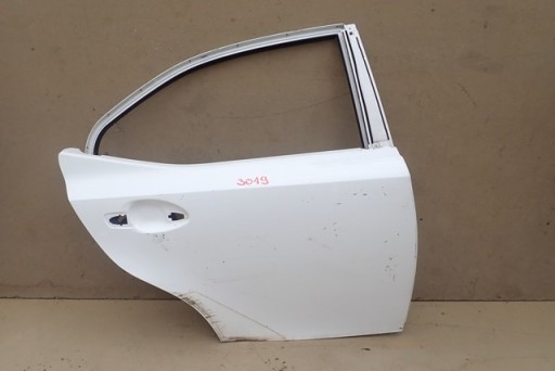 VRATA DESNA  ZADNJA STRANA ZADNJI LEXUS IS 3 III 2013-