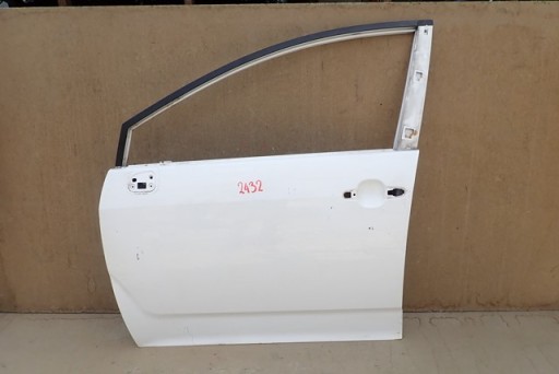 VRATA LIJEVA PREDNJA STRANA TOYOTA VERSO 2004-2009R