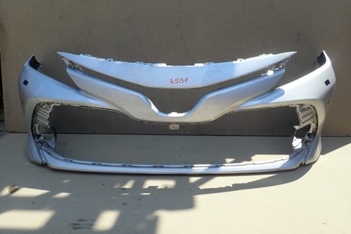 BRANIK PREDNJA STRANA TOYOTA CAMRY 2017-