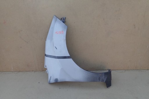 BLATOBRAN DESNA STRANA PREDNJA FORD FIESTA MK7 VII