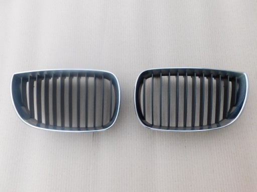 MREŽICE MREŽICA MASKA DESNA STRANA LIJEVA BMW V 5 E60 E61