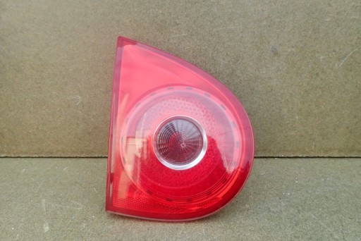 LAMPA FAR LIJEVA STRANA ZADNJA  ZADNJI VW PASSAT GOLF V 5 HATCHBACK (OBIČNI) 1K