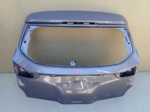 GEPEK ZADNJI POKLOPAC GEPEKA FORD FOCUS MK3 KARAVAN