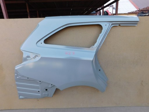 BLATOBRAN DESNA STRANA ZADNJI TOYOTA AURIS KARAVAN 12-