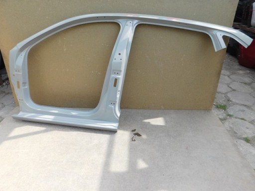 NOVI PRAG LIJEVA STRANA OPLATA SKODA RAPID