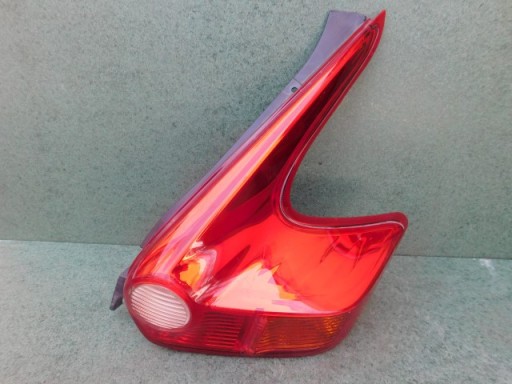 LAMPA FAR DESNA STRANA ZADNJI NISSAN JUKE 10-14