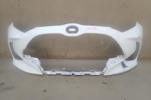 BRANIK PREDNJA STRANA TOYOTA YARIS IV 4 20-